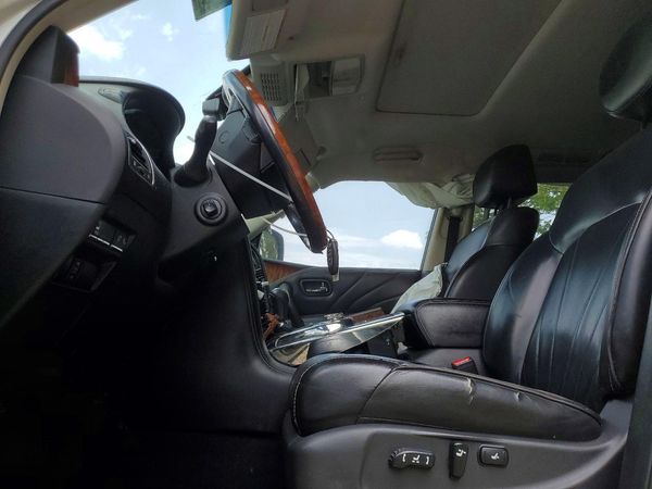 2015 INFINITI QX80