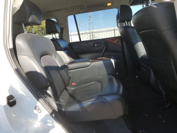 2015 INFINITI QX80