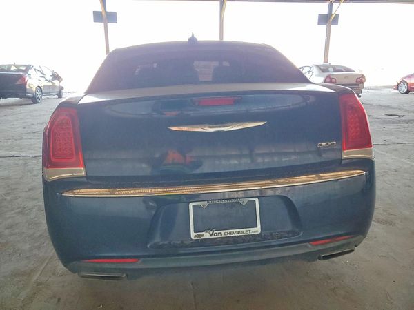 2016 CHRYSLER 300 Limited