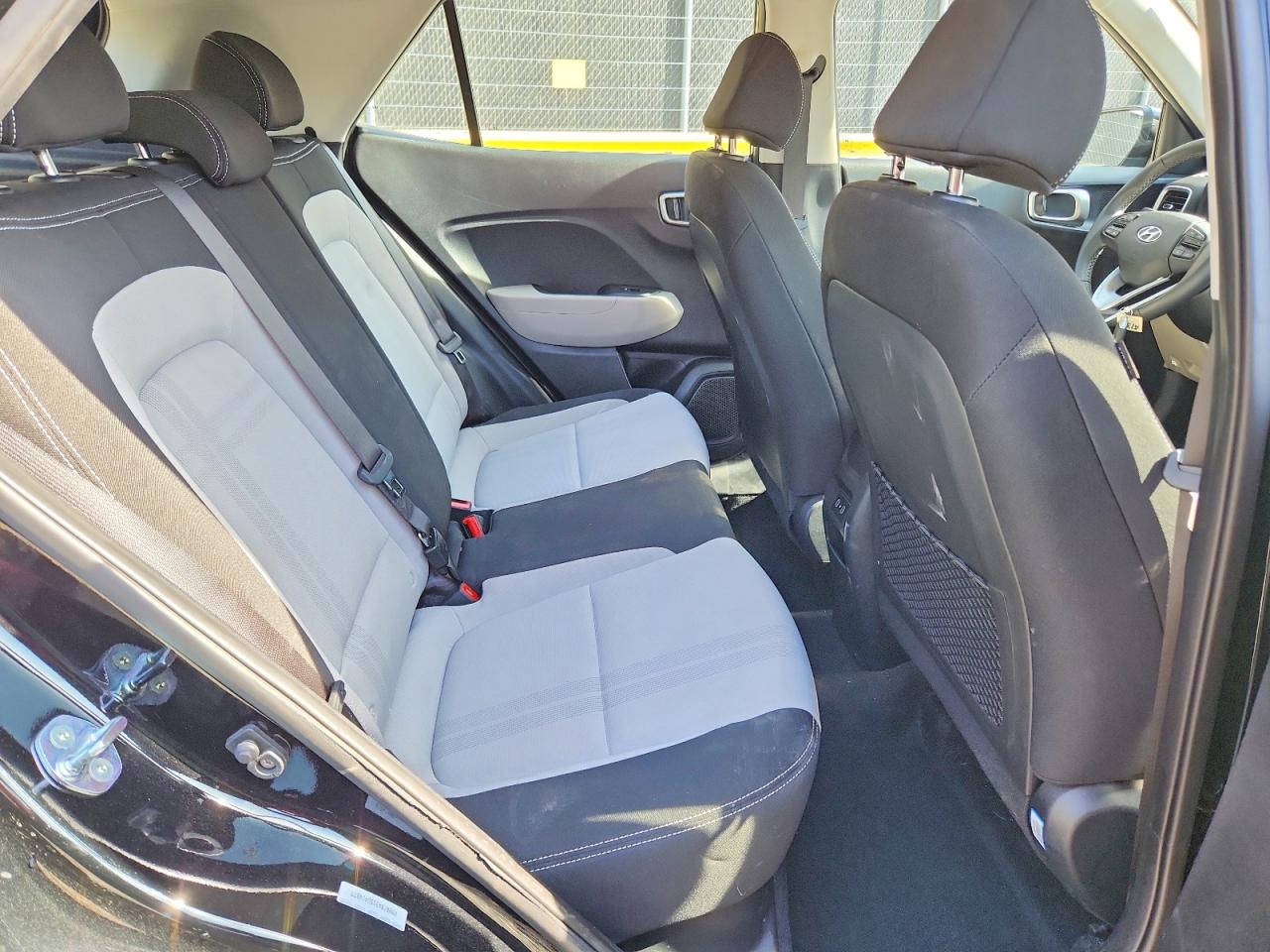 2025 HYUNDAI VENUE SEL, Limited