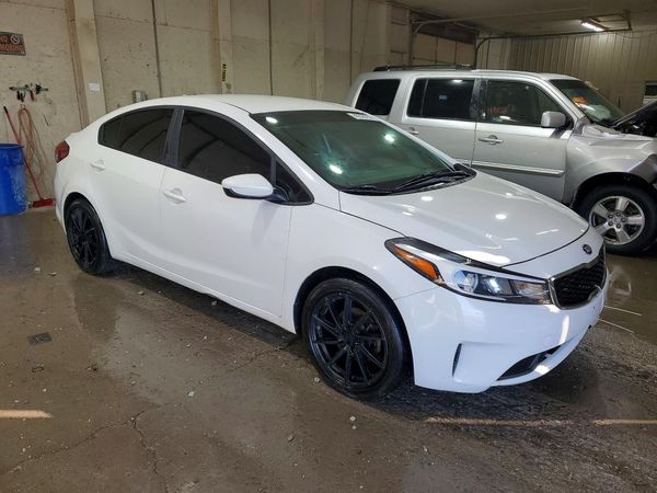 2017 KIA FORTE