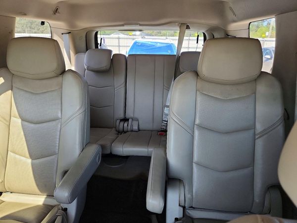 2015 CADILLAC ESCALADE Luxury