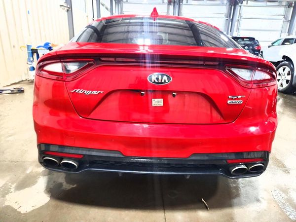 2018 KIA STINGER