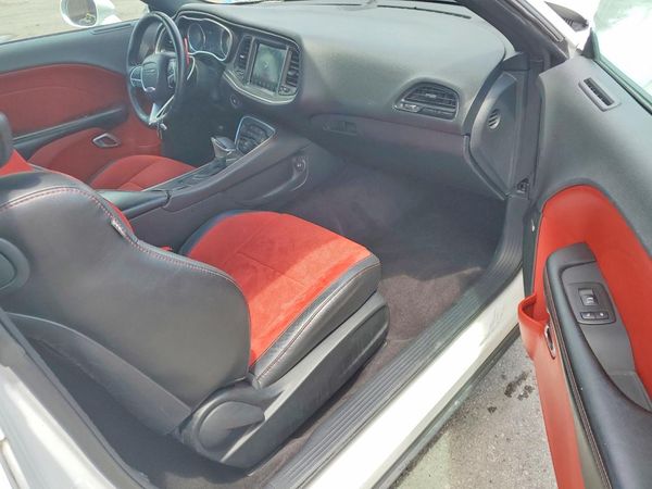 2018 DODGE CHALLENGER SXT