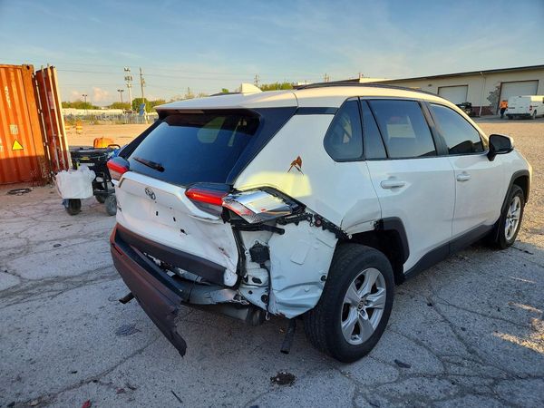 2019 TOYOTA RAV4 XLE / XLE Premium 4WD