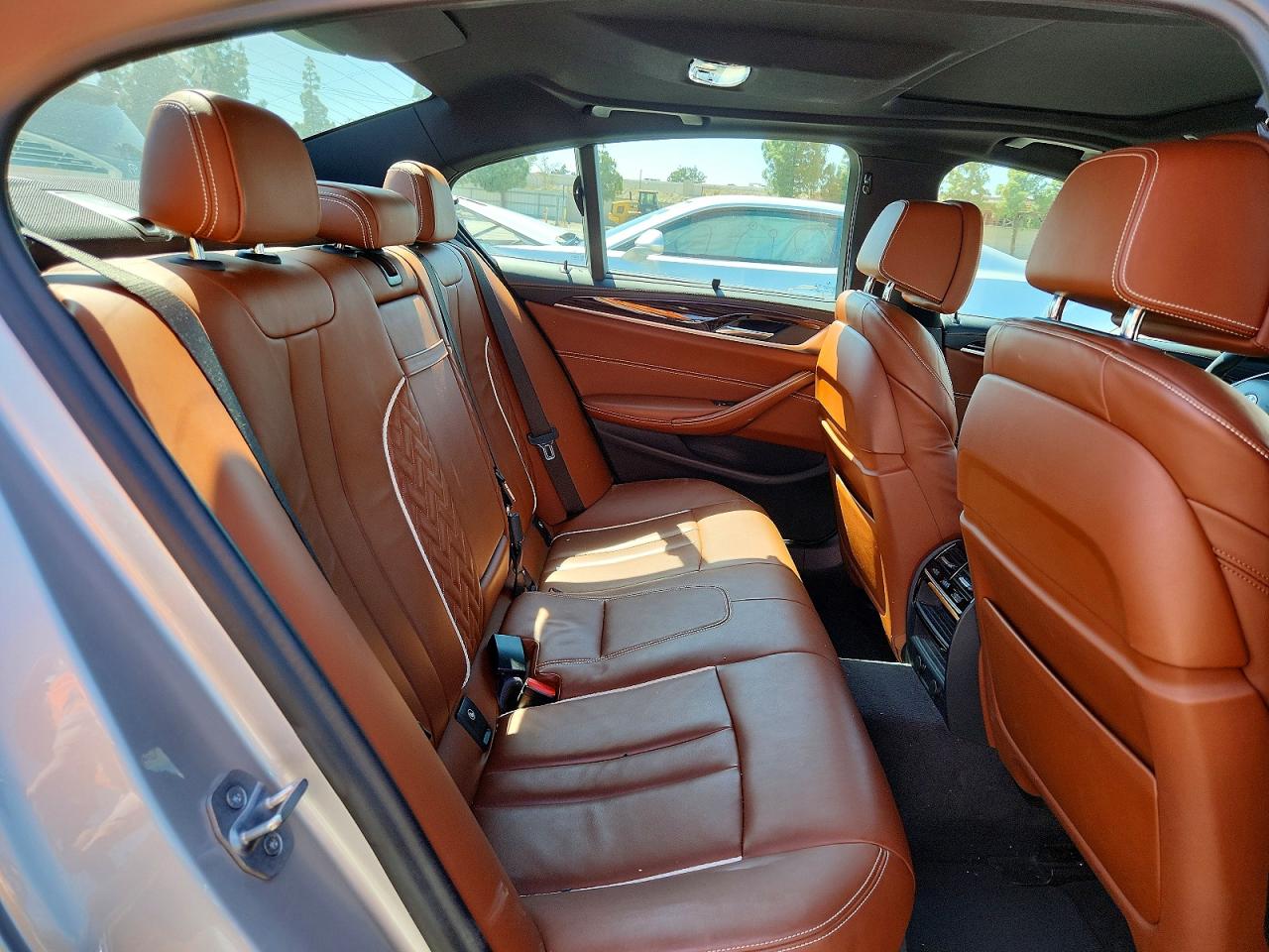 2019 BMW 530E