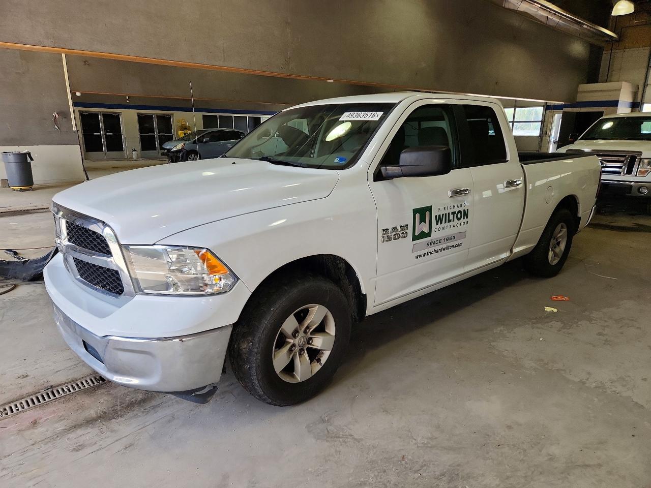 2017 RAM 1500 SLT QUAD CAB 4X2