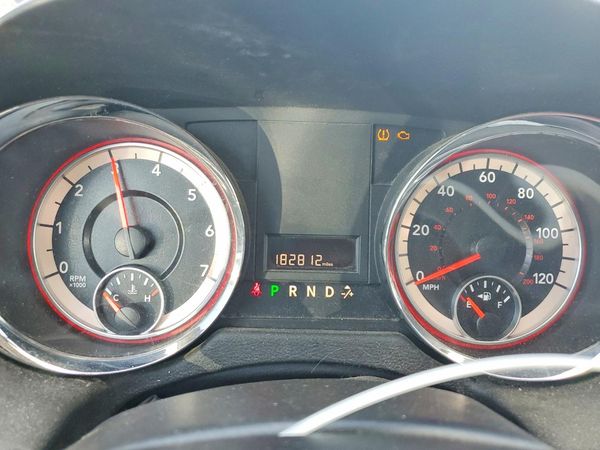 2015 DODGE GRAND CARAVAN SE