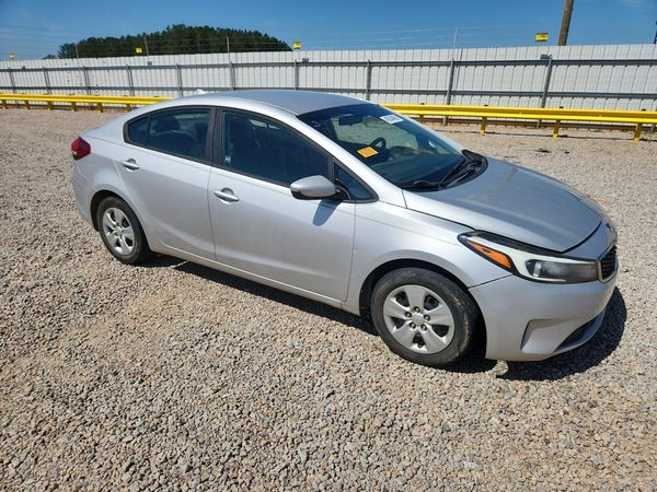 2017 KIA FORTE LX Popular, S