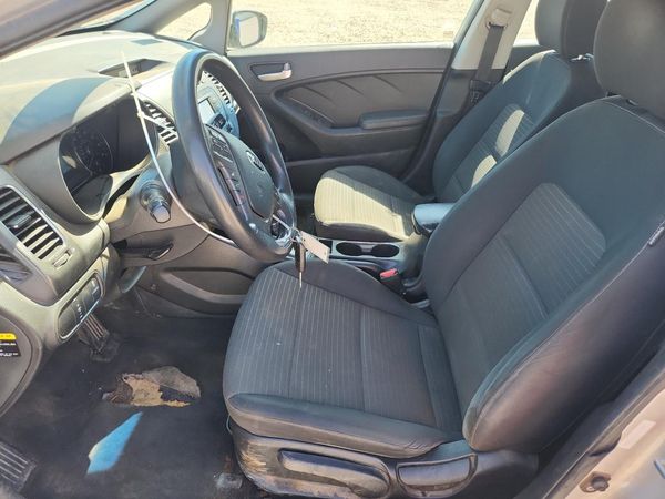 2017 KIA FORTE LX Popular, S