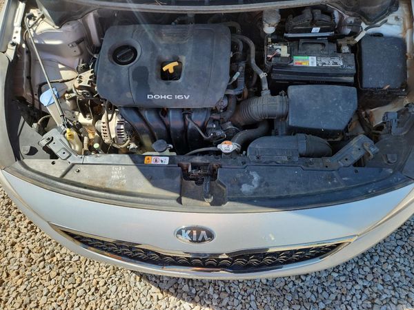 2017 KIA FORTE LX Popular, S