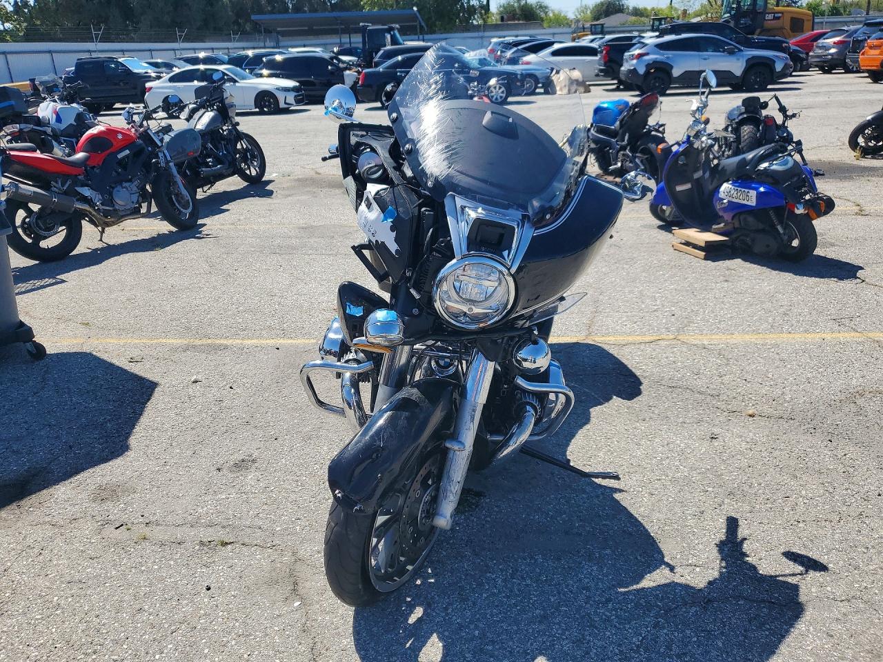 2022 BMW R18 Transcontinental