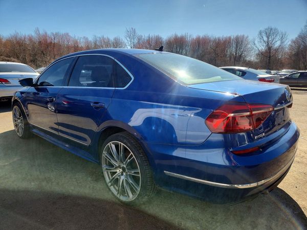 2017 VOLKSWAGEN PASSAT R-Line — DSRA