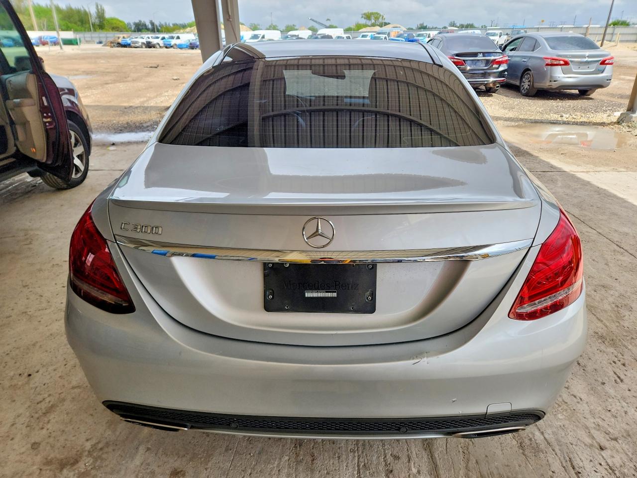 2015 MERCEDES-BENZ C Base
