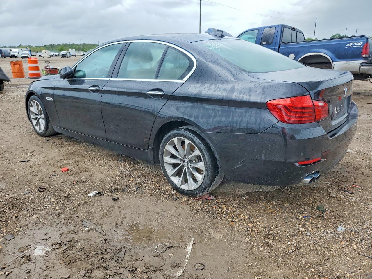 2016 BMW 528