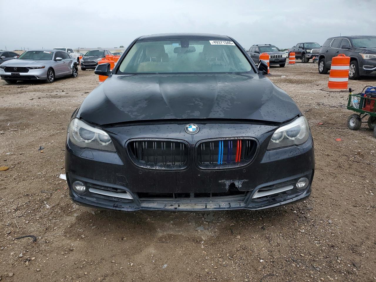 2016 BMW 528