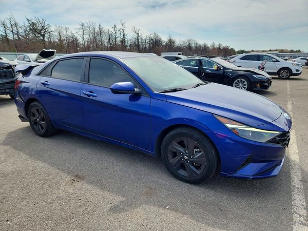2023 HYUNDAI ELANTRA