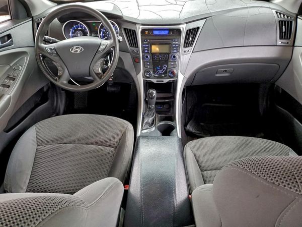 2012 HYUNDAI SONATA Middle-low level