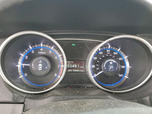2012 HYUNDAI SONATA Middle-low level