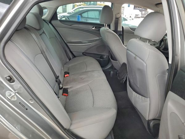 2012 HYUNDAI SONATA Middle-low level