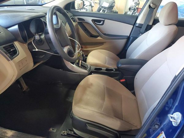 2016 HYUNDAI ELANTRA