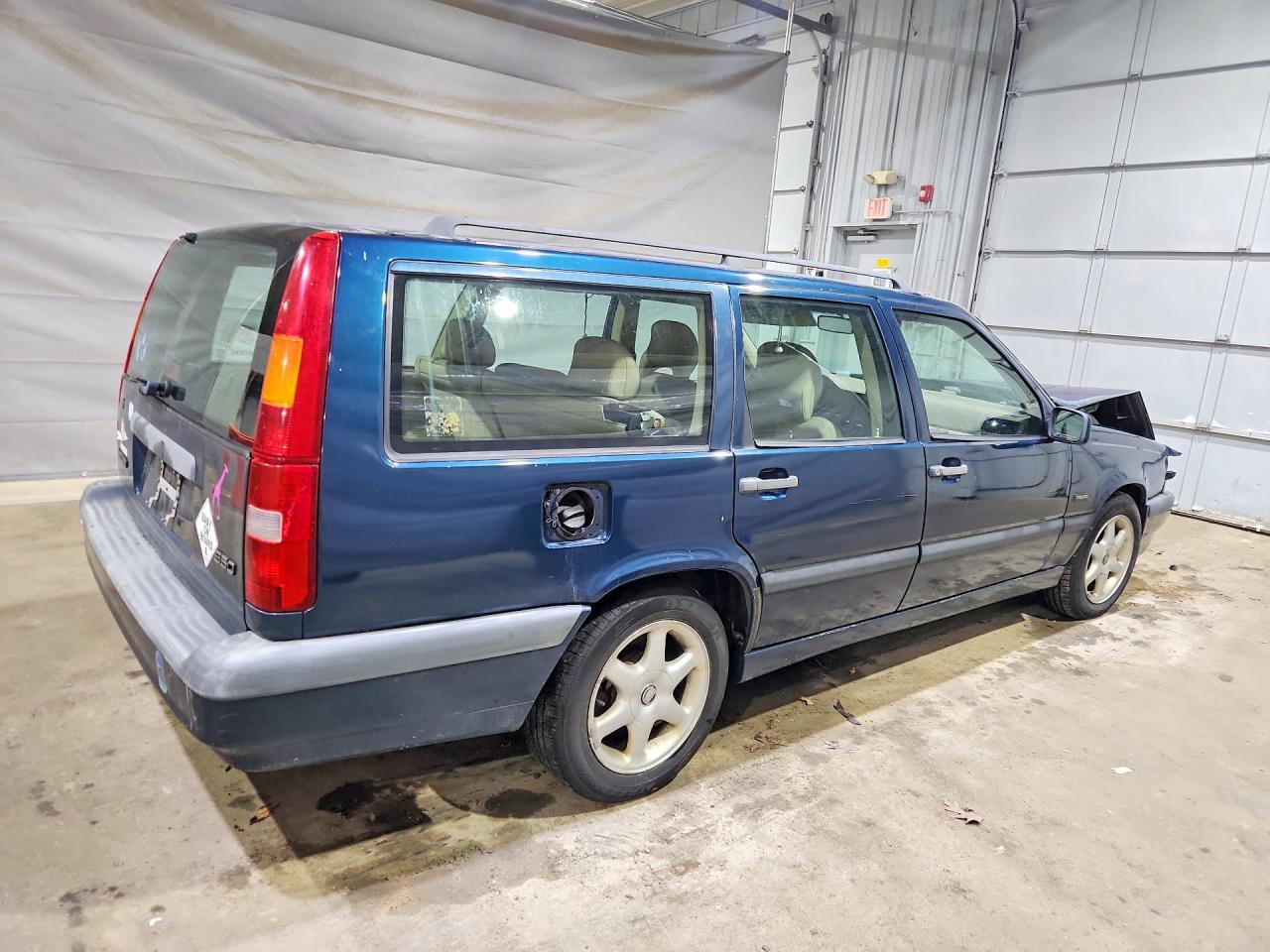 1997 VOLVO 850