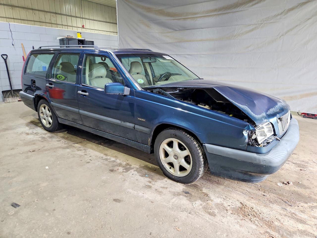 1997 VOLVO 850