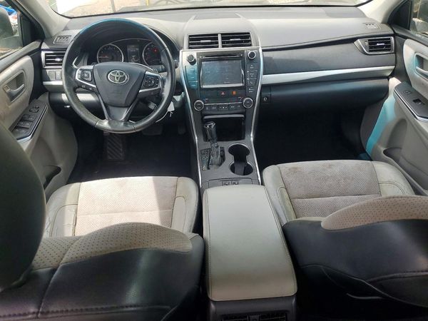 2016 TOYOTA CAMRY