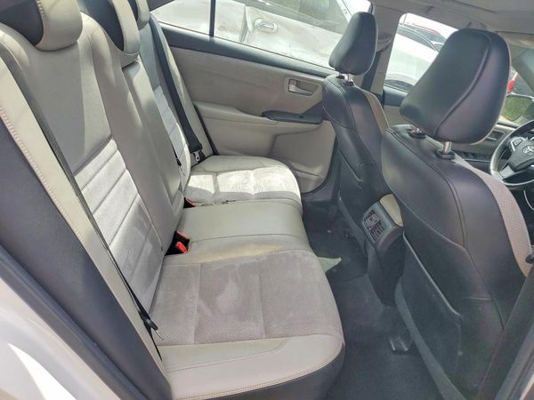 2016 TOYOTA CAMRY