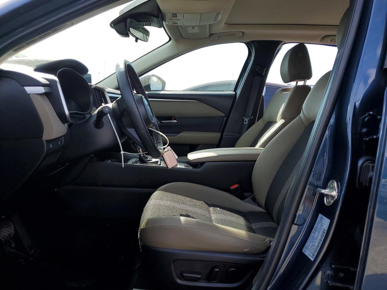 2025 MAZDA CX-50 Premium