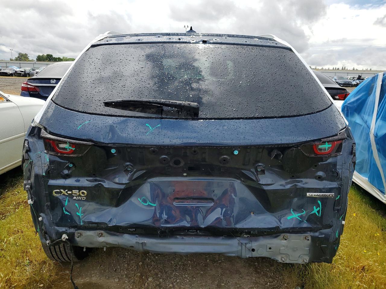 2025 MAZDA CX-50 Premium