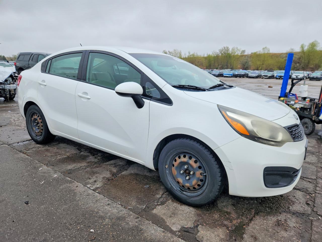 2013 KIA RIO LX