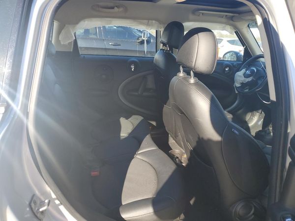 2016 MINI COOPER