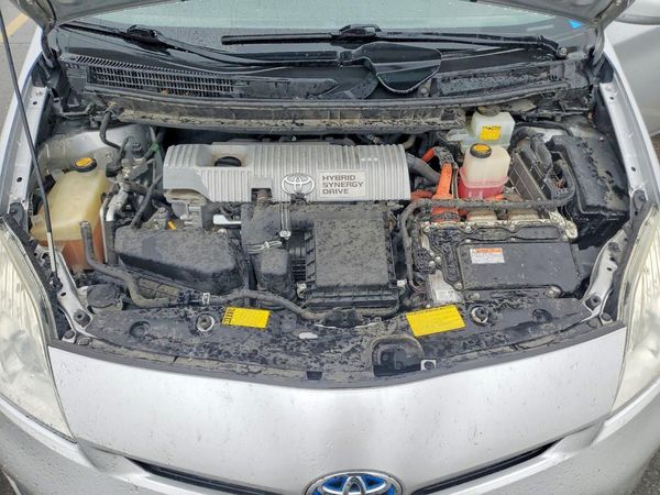 2013 TOYOTA PRIUS