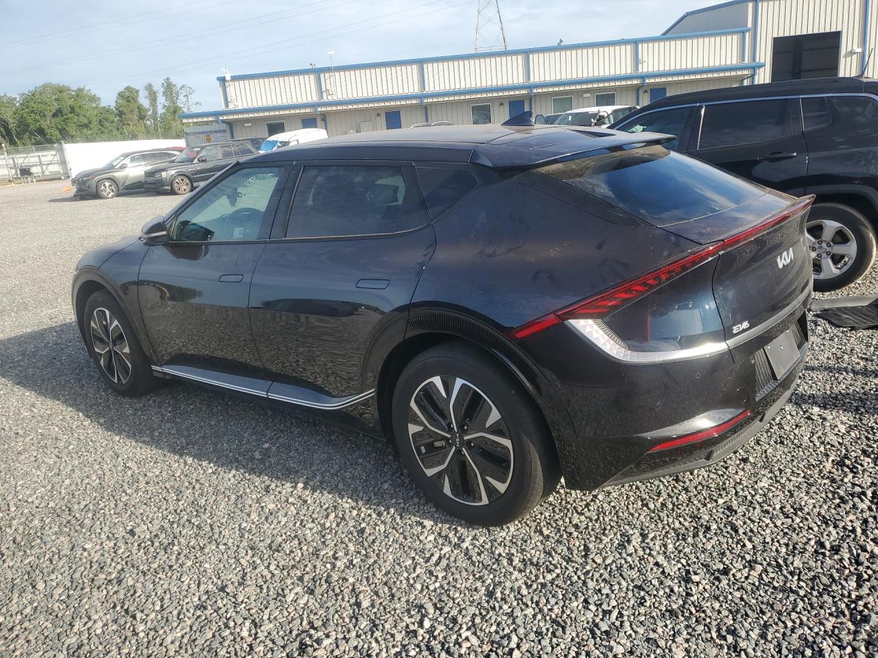 2023 KIA EV6 Light, Wind