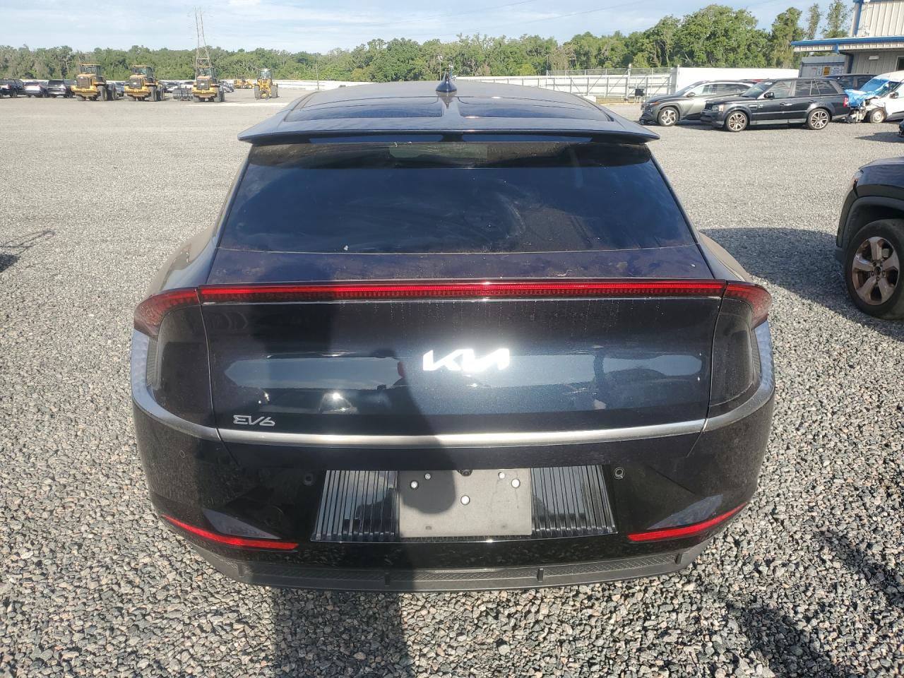 2023 KIA EV6 Light, Wind