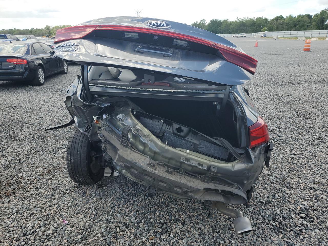 2020 KIA FORTE FE, LXS
