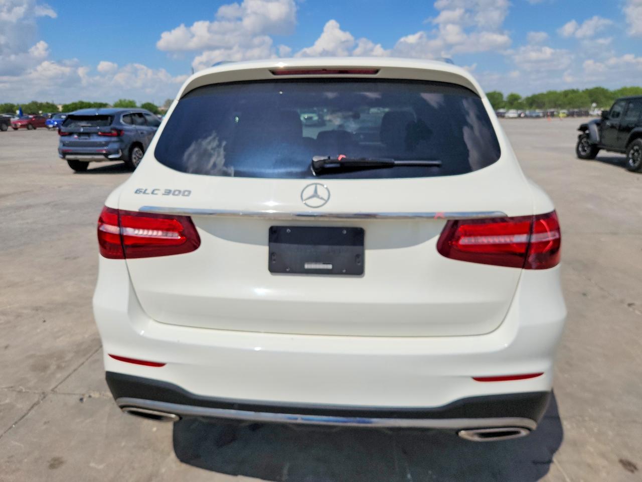 2019 MERCEDES-BENZ GLC GLC300