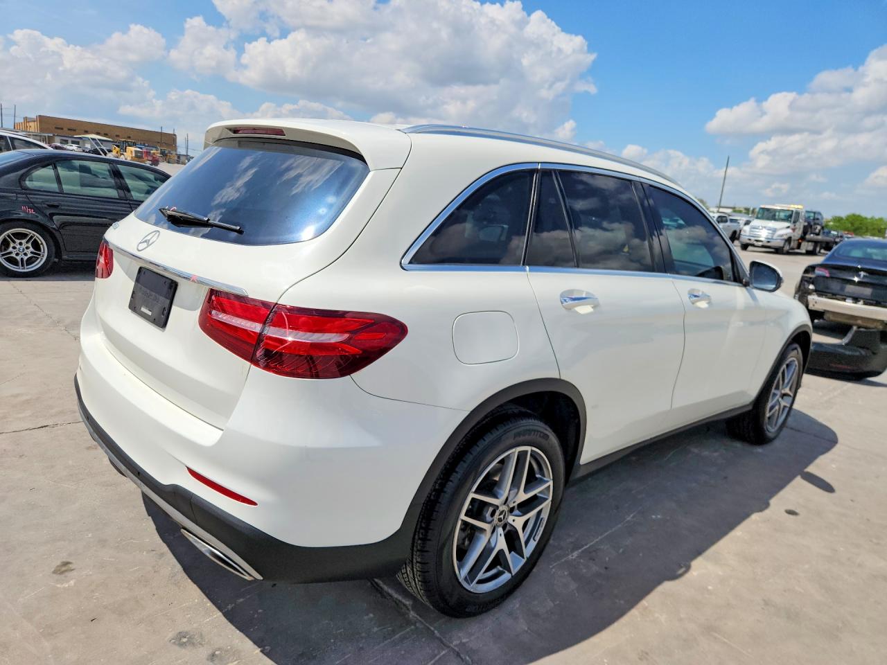 2019 MERCEDES-BENZ GLC GLC300