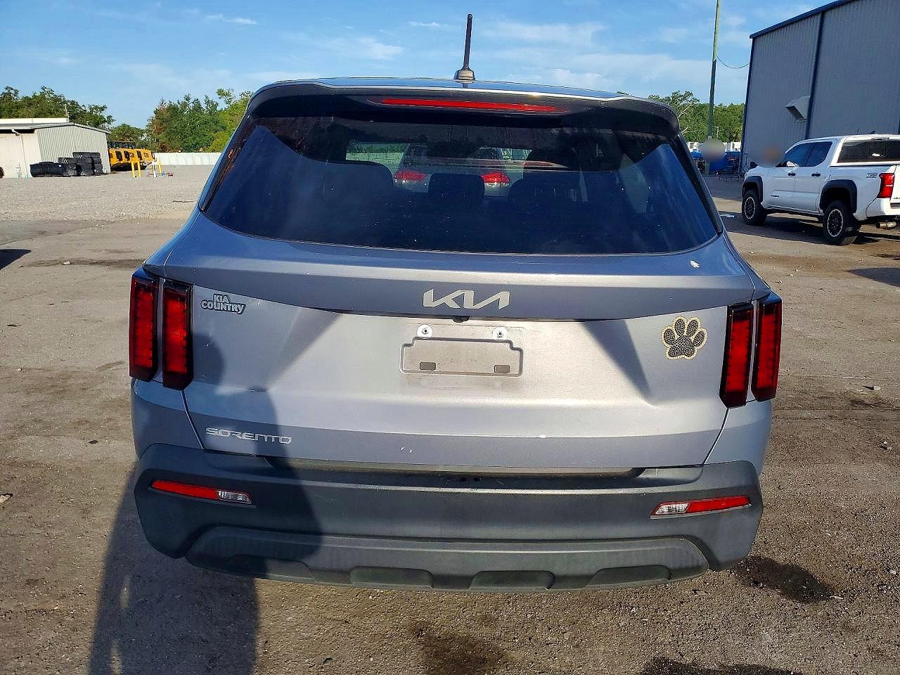 2023 KIA SORENTO LX