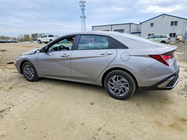 2024 HYUNDAI ELANTRA