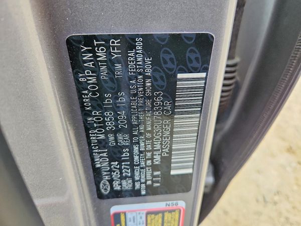 2024 HYUNDAI ELANTRA