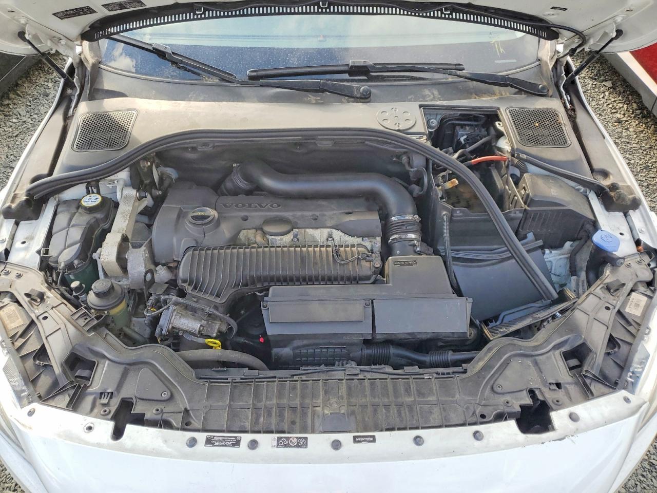 2015 VOLVO V60 CROSS COUNTRY Premier (non R design)