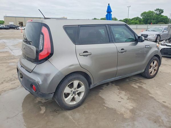 2017 KIA SOUL Base