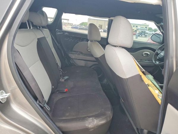 2017 KIA SOUL Base
