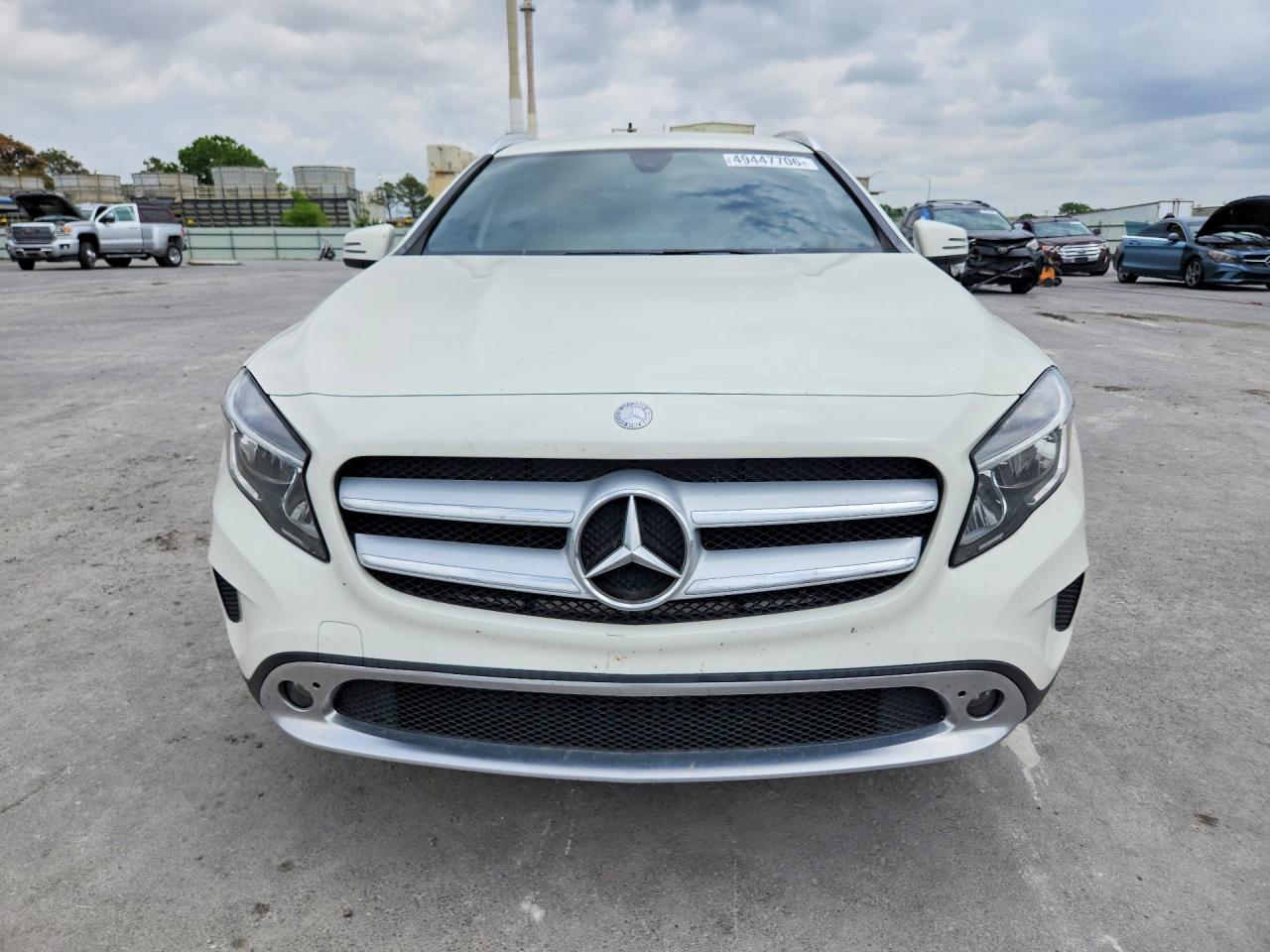 2016 MERCEDES-BENZ GLA