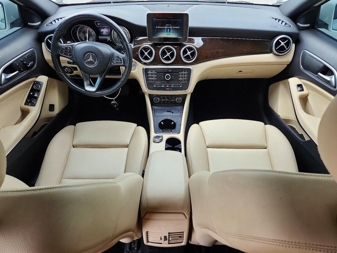 2016 MERCEDES-BENZ GLA