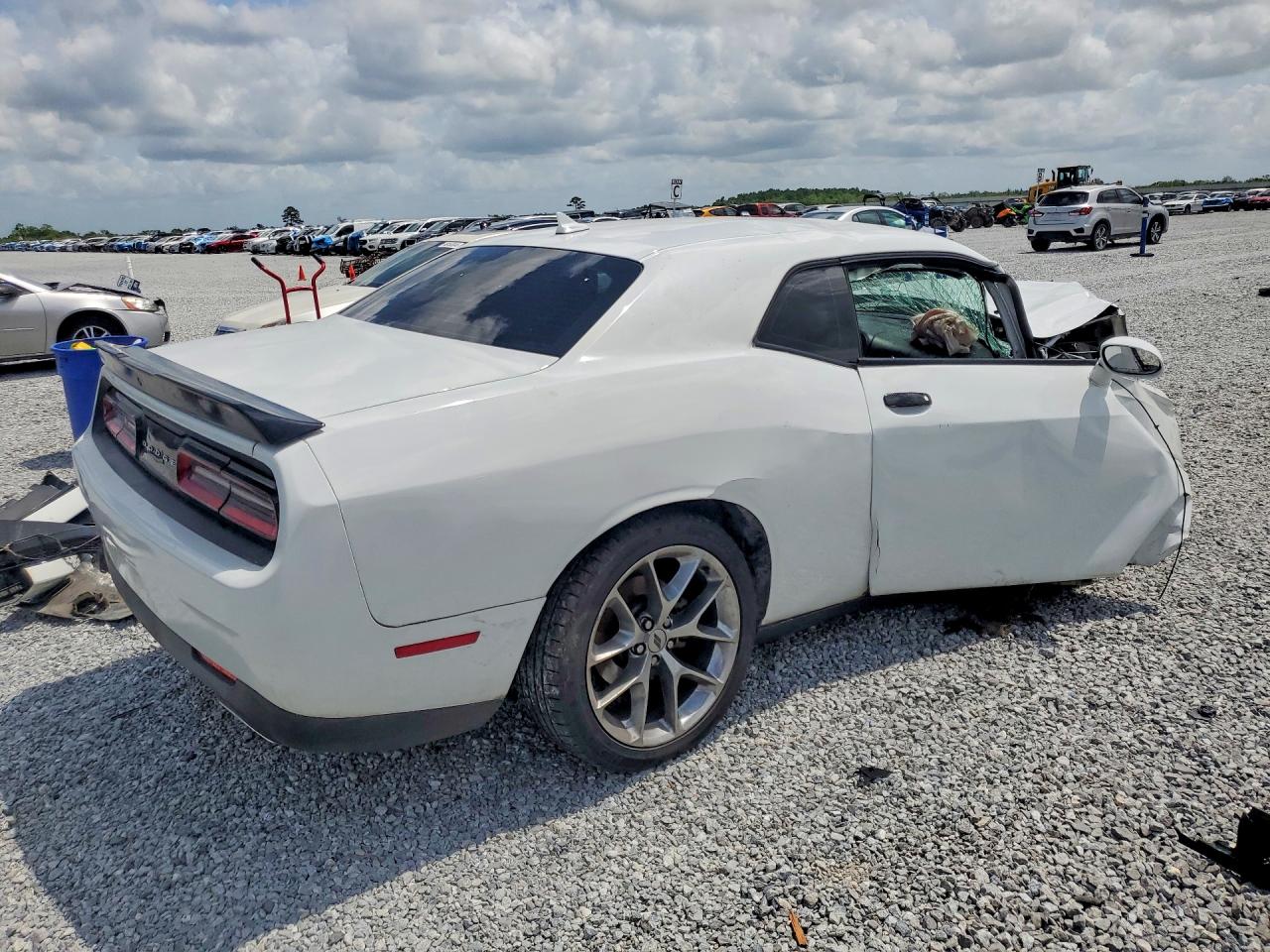 2021 DODGE CHALLENGER SXT