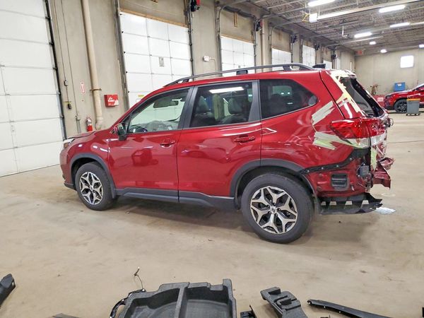 2024 SUBARU FORESTER