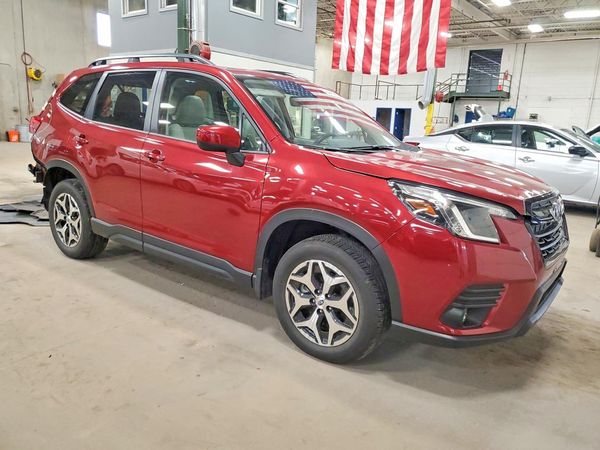 2024 SUBARU FORESTER